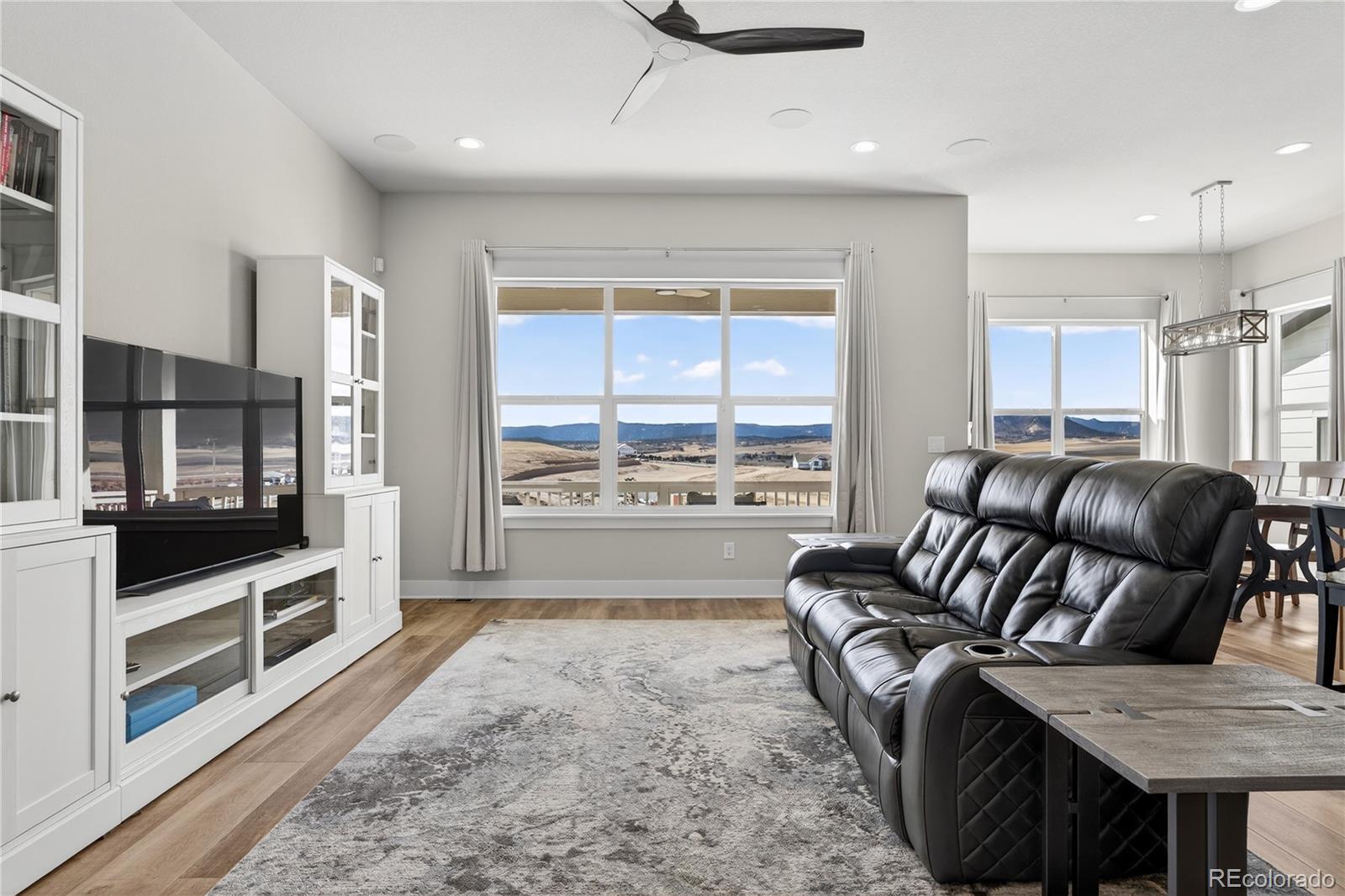 289 Leafy Aster Lane