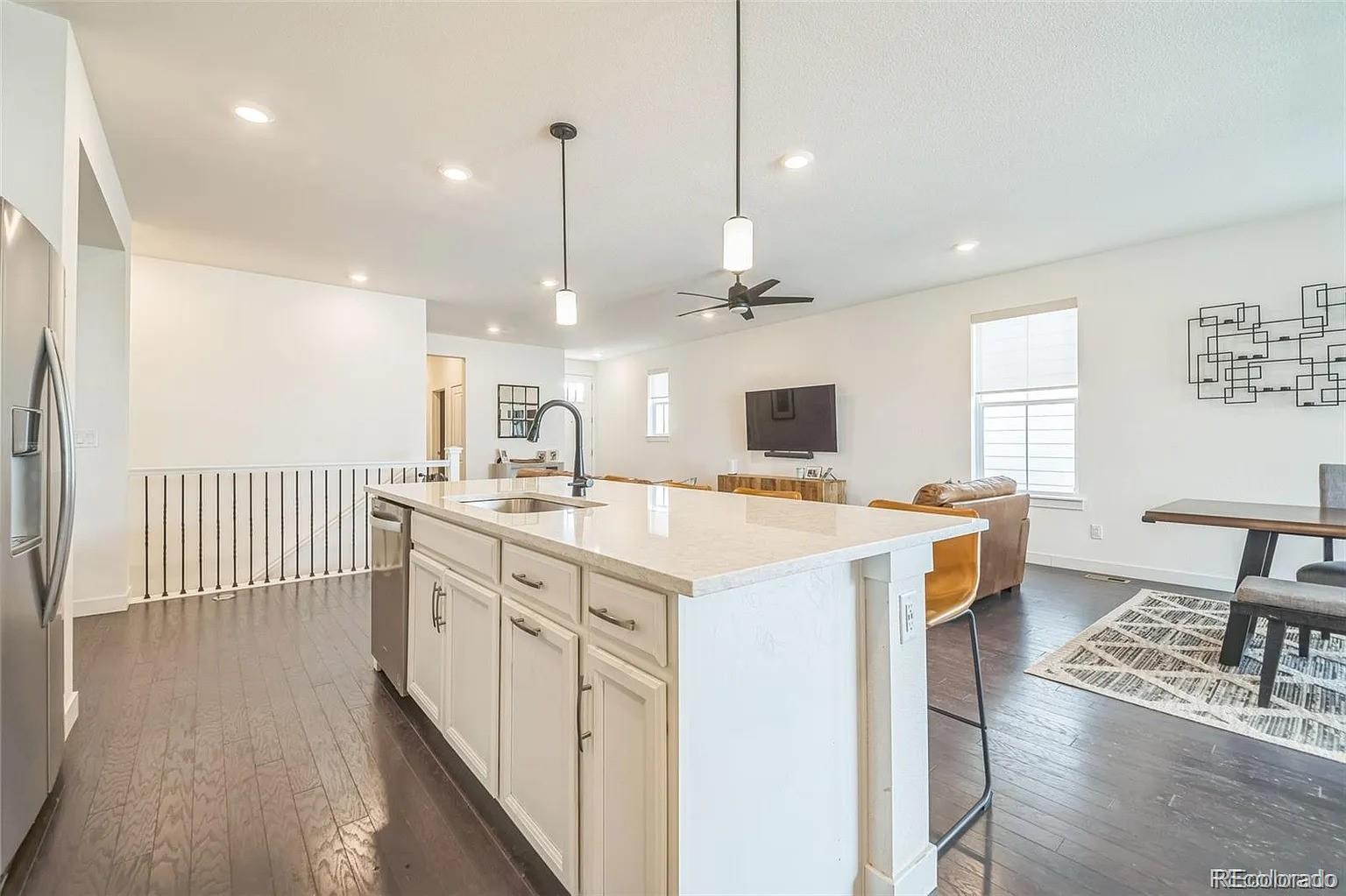 6311 Stable View Street