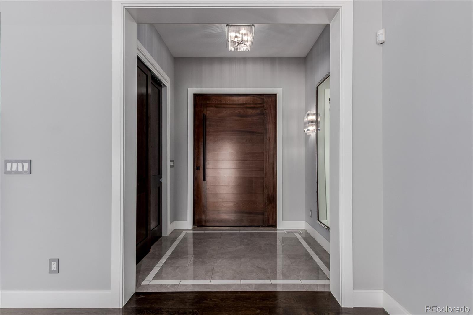 8017 S Valleyhead Way