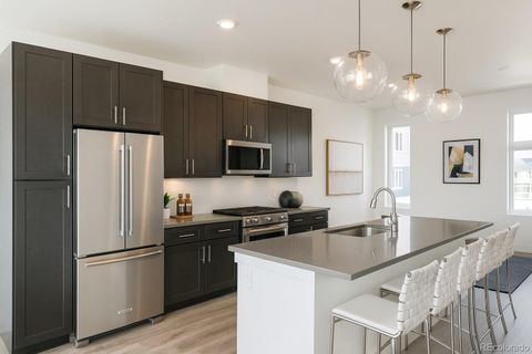 Photo of 6971 E Lowry Boulevard, Denver, CO 80230 (MLS # 7109430)