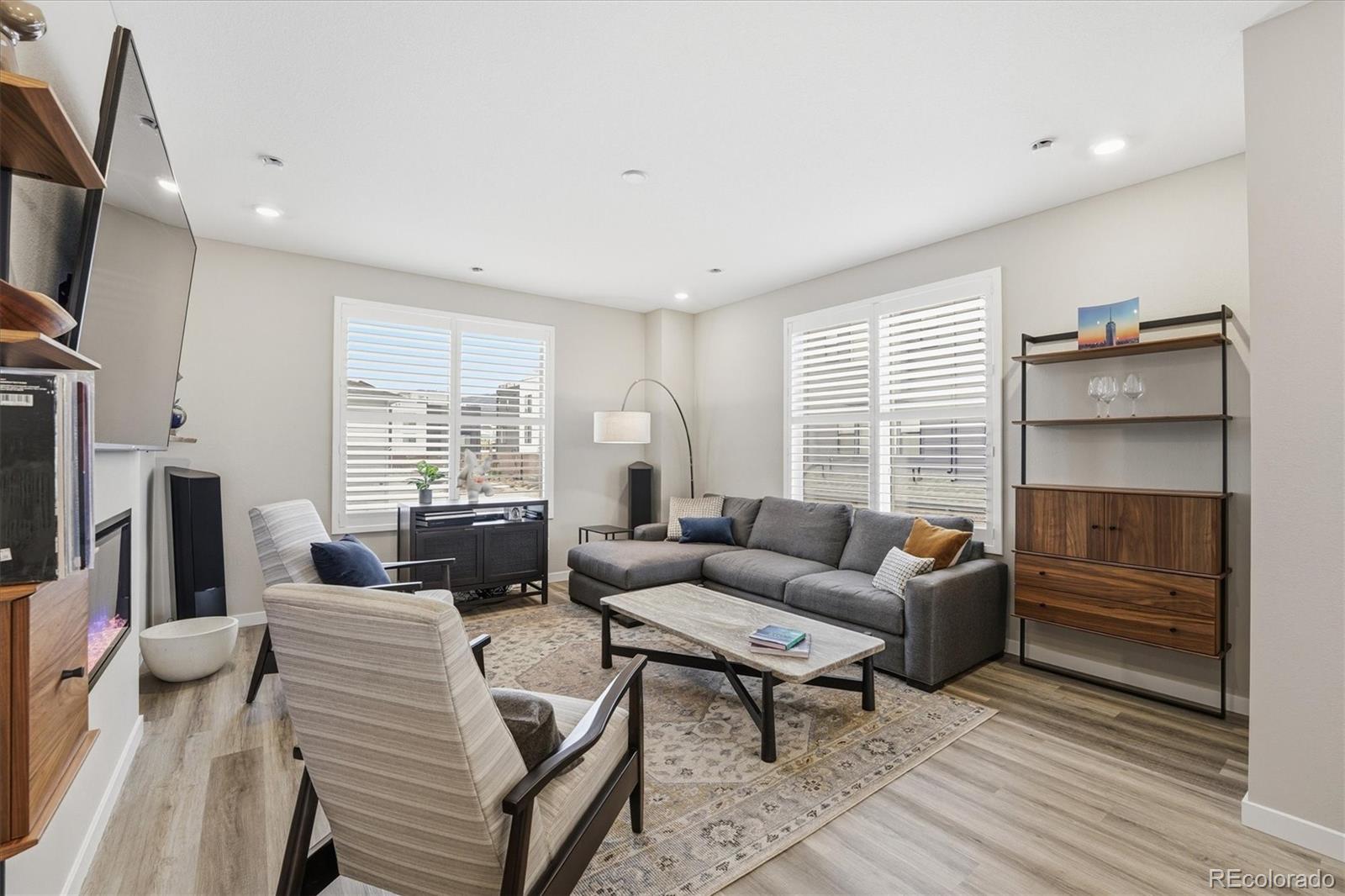 8393 Mount Kataka Street