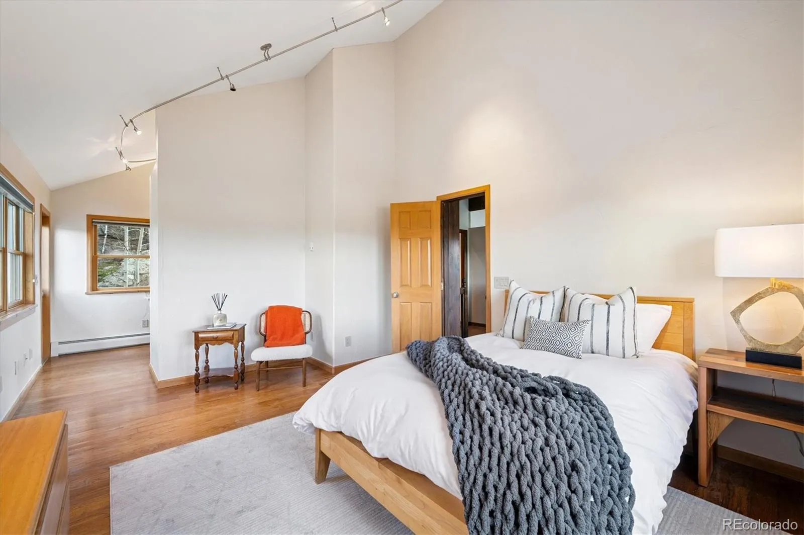 Evergreen, Colorado 80439, United States, 6 Bedrooms Bedrooms, ,5 BathroomsBathrooms,Residential,Pending,115174