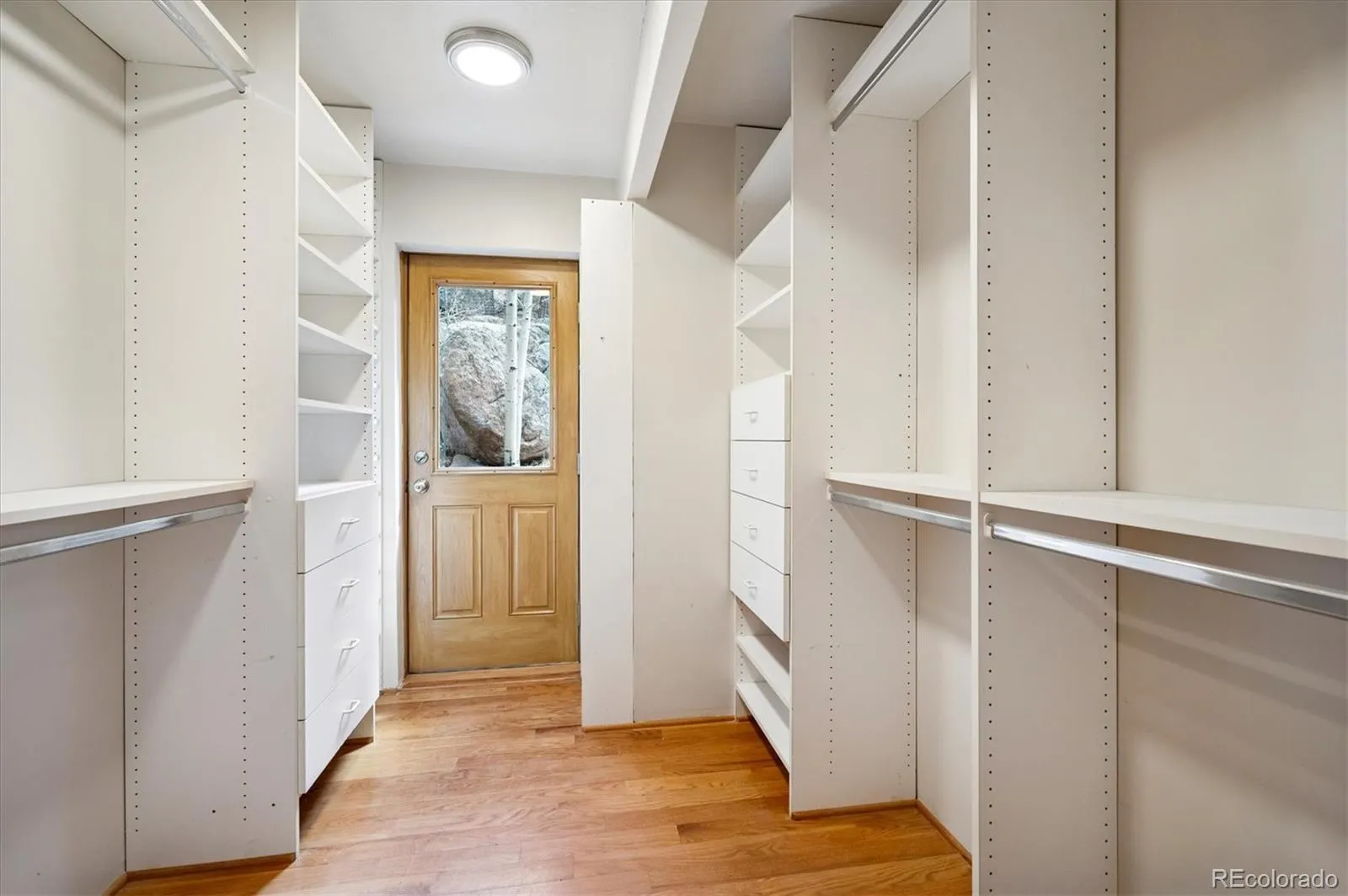 Evergreen, Colorado 80439, United States, 6 Bedrooms Bedrooms, ,5 BathroomsBathrooms,Residential,Pending,115174