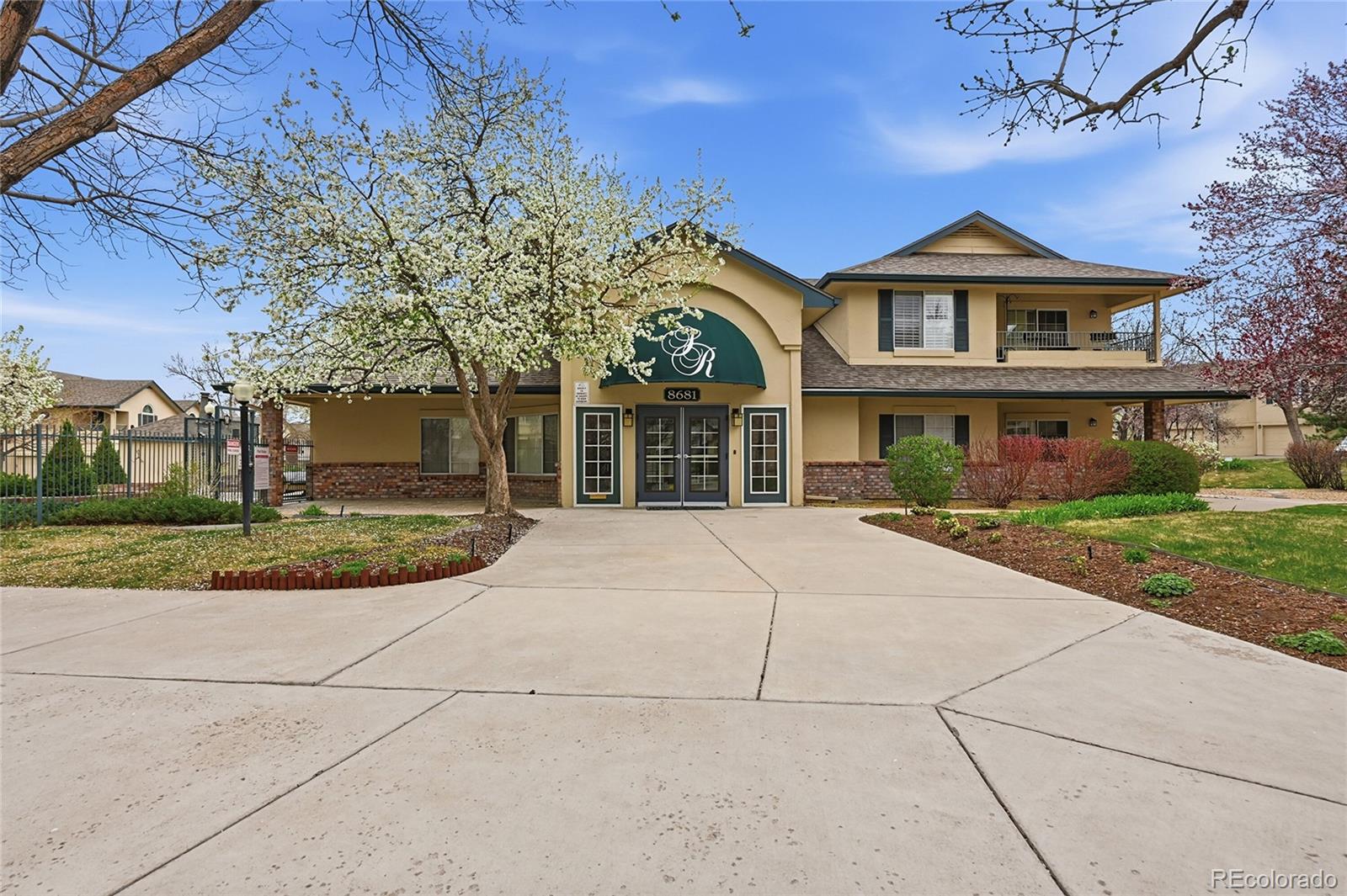 8641 E Dry Creek Road 511