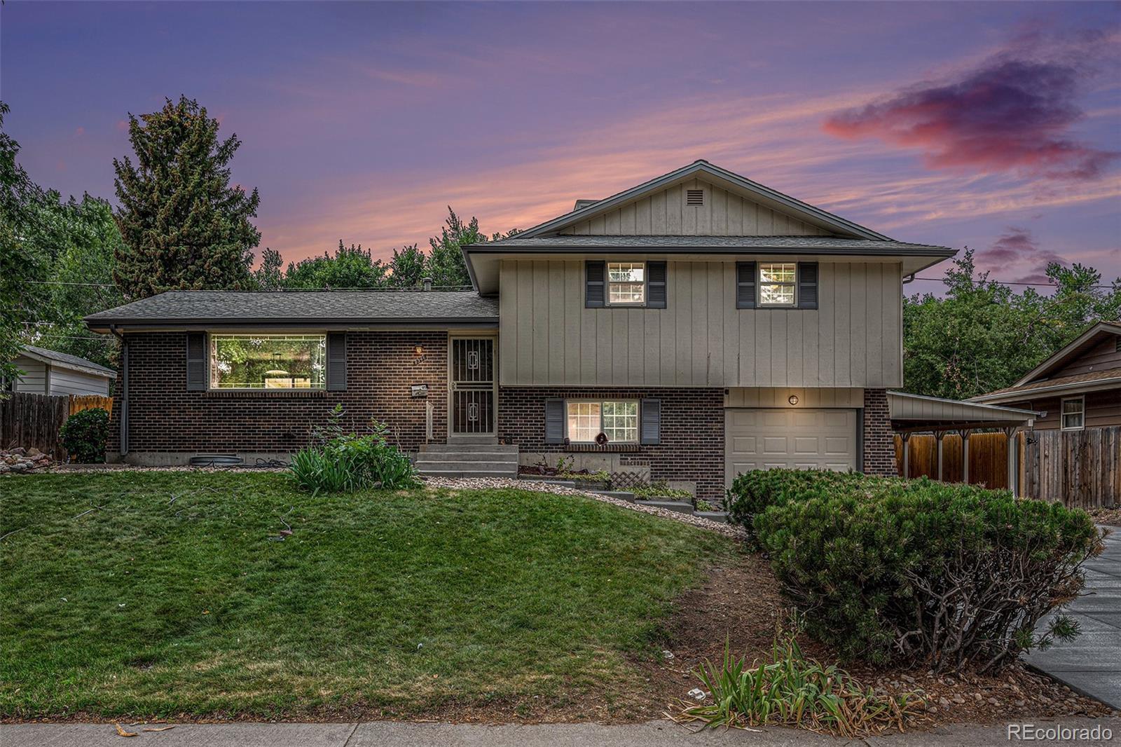 8346 W Woodard Drive