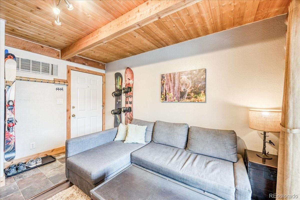 100 Cove Boulevard B