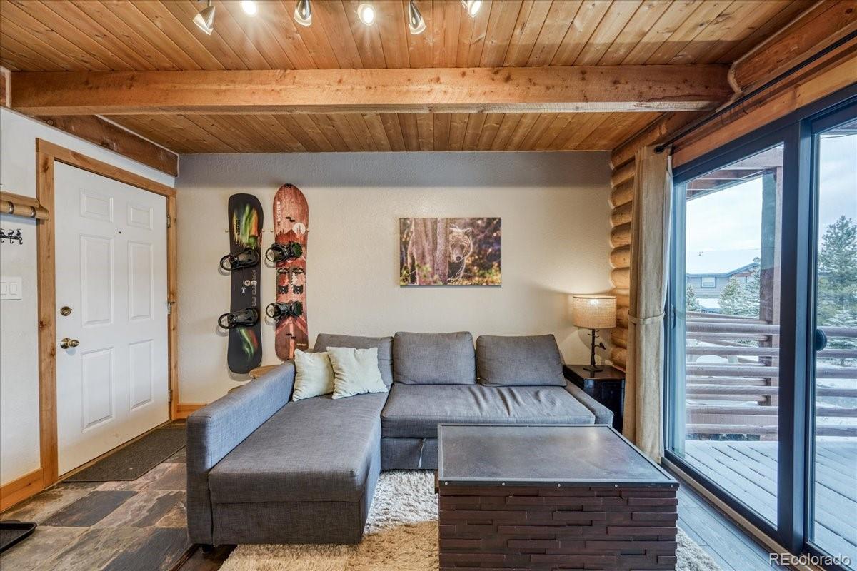 100 Cove Boulevard B