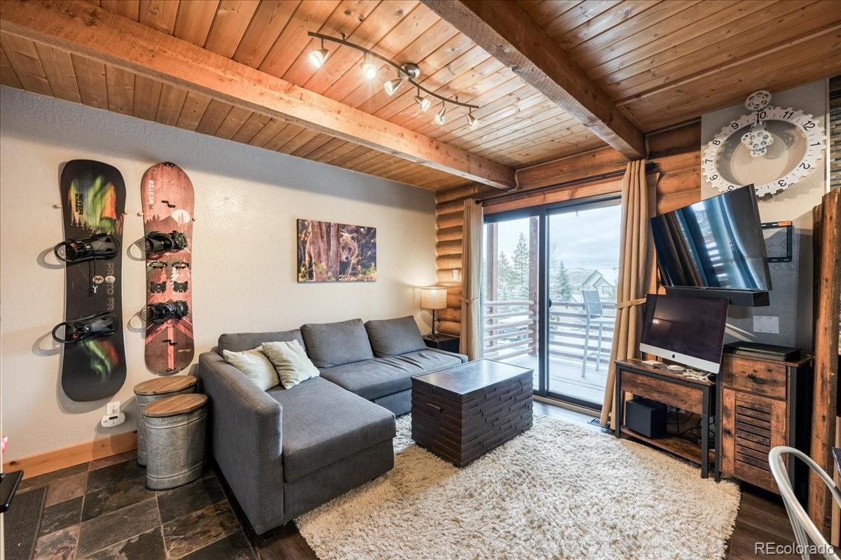 100 Cove Boulevard B