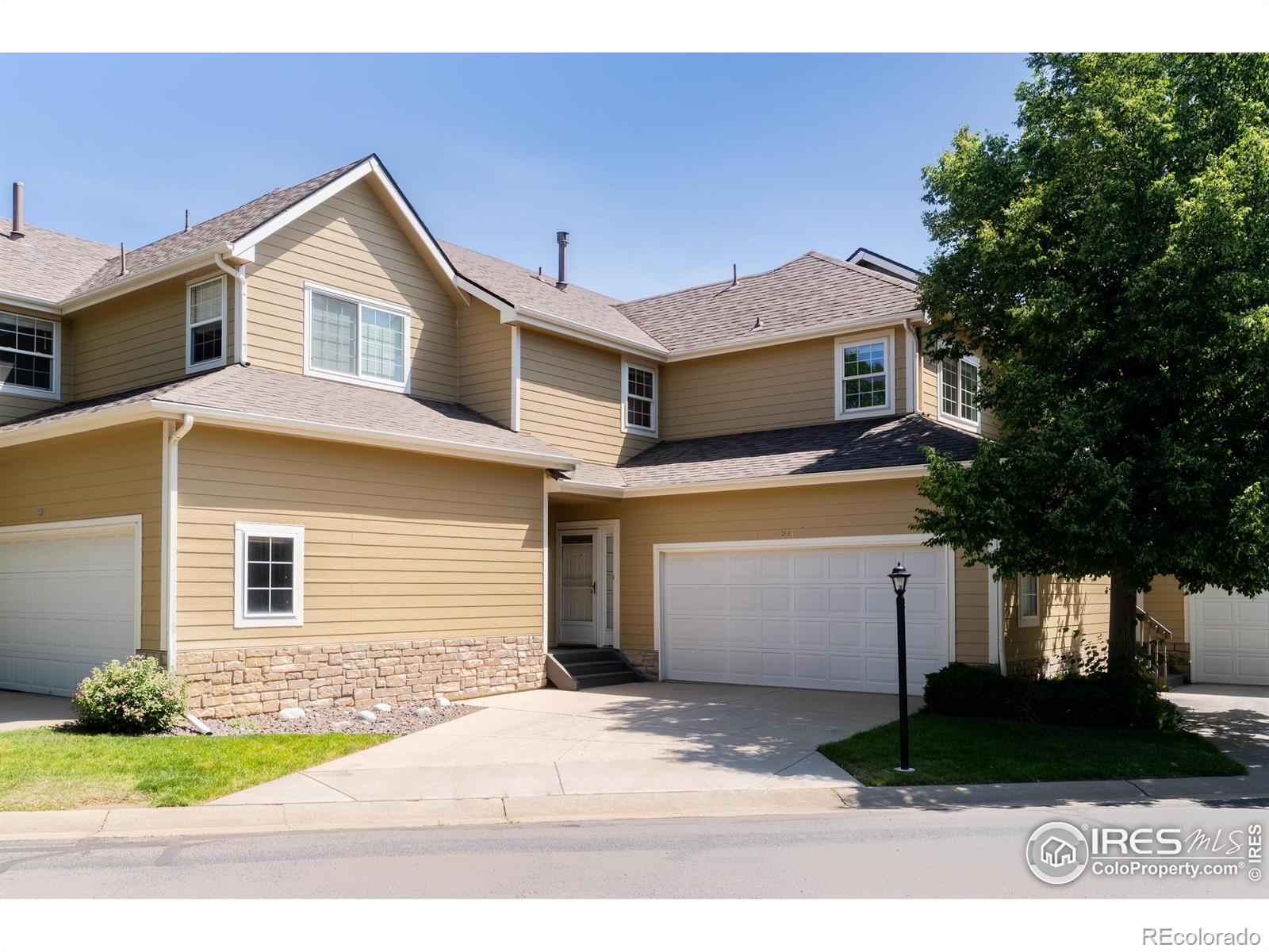 211 Rockview Drive