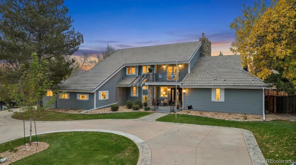 Photo of 12 Red Fox Lane, Littleton, CO 80127 (MLS # 6384112)