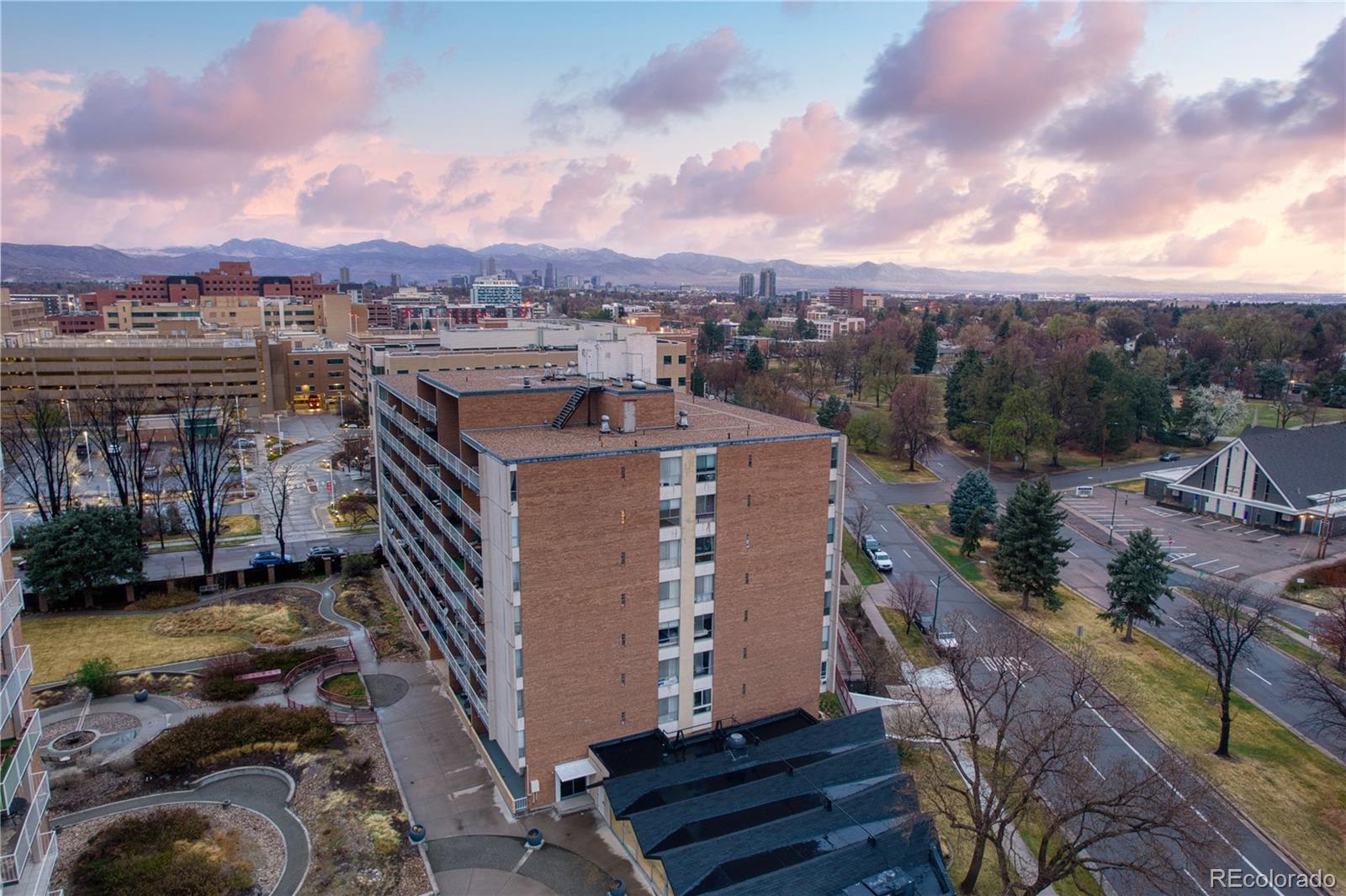 4800 E Hale Parkway 712N