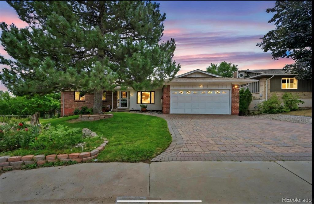 Photo of 13126 W Warren Circle, Lakewood, CO 80228 (MLS # 5780749)