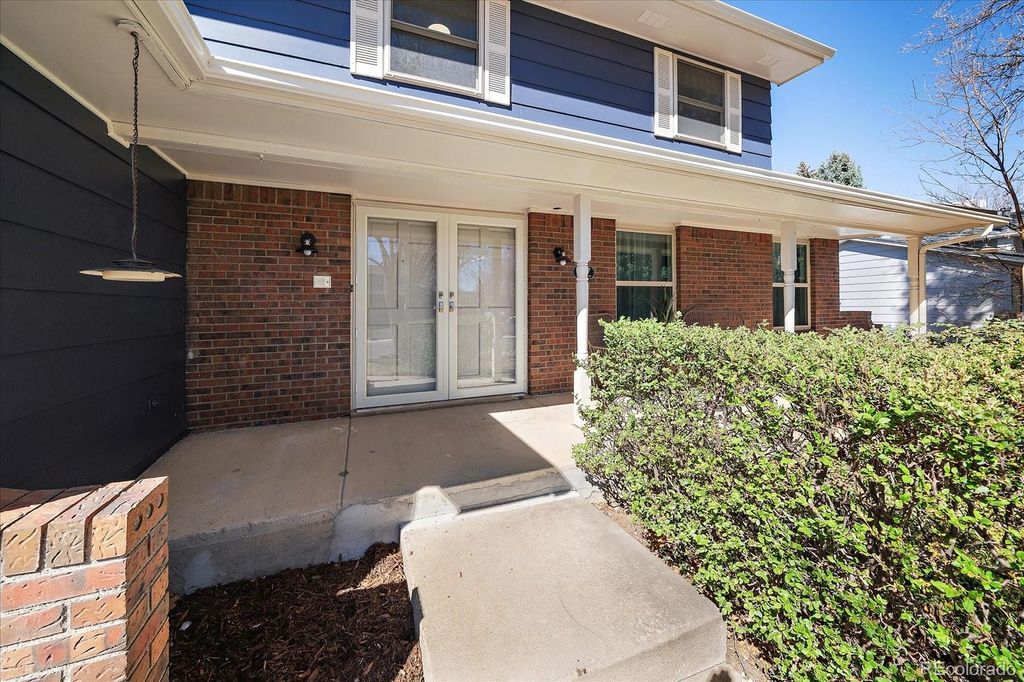 Photo of 9357 W Iowa Avenue, Lakewood, CO 80232 (MLS # 6126557)