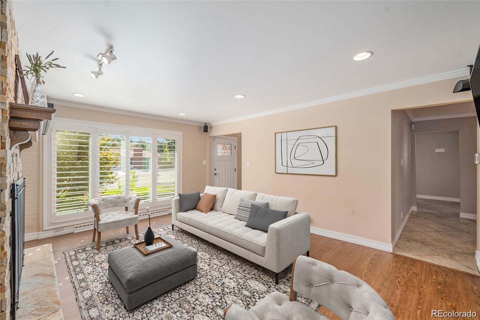 2609 S Dahlia Street