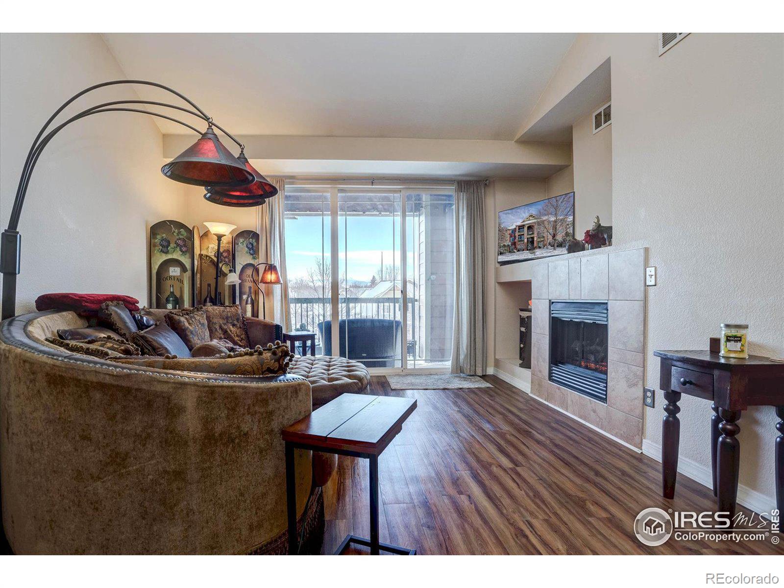 804 Summer Hawk Drive 1303, Longmont, CO, 80504 2 804 Summer Hawk Drive 1303
