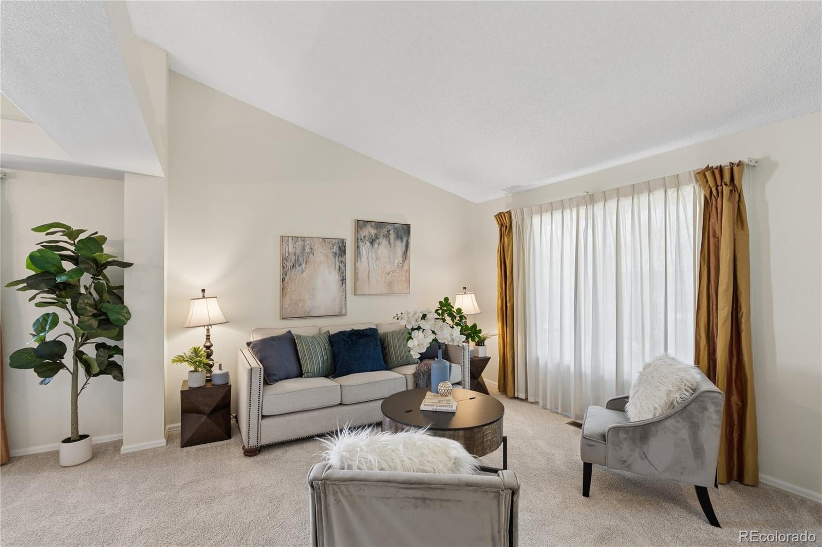 13257 Vallejo Court