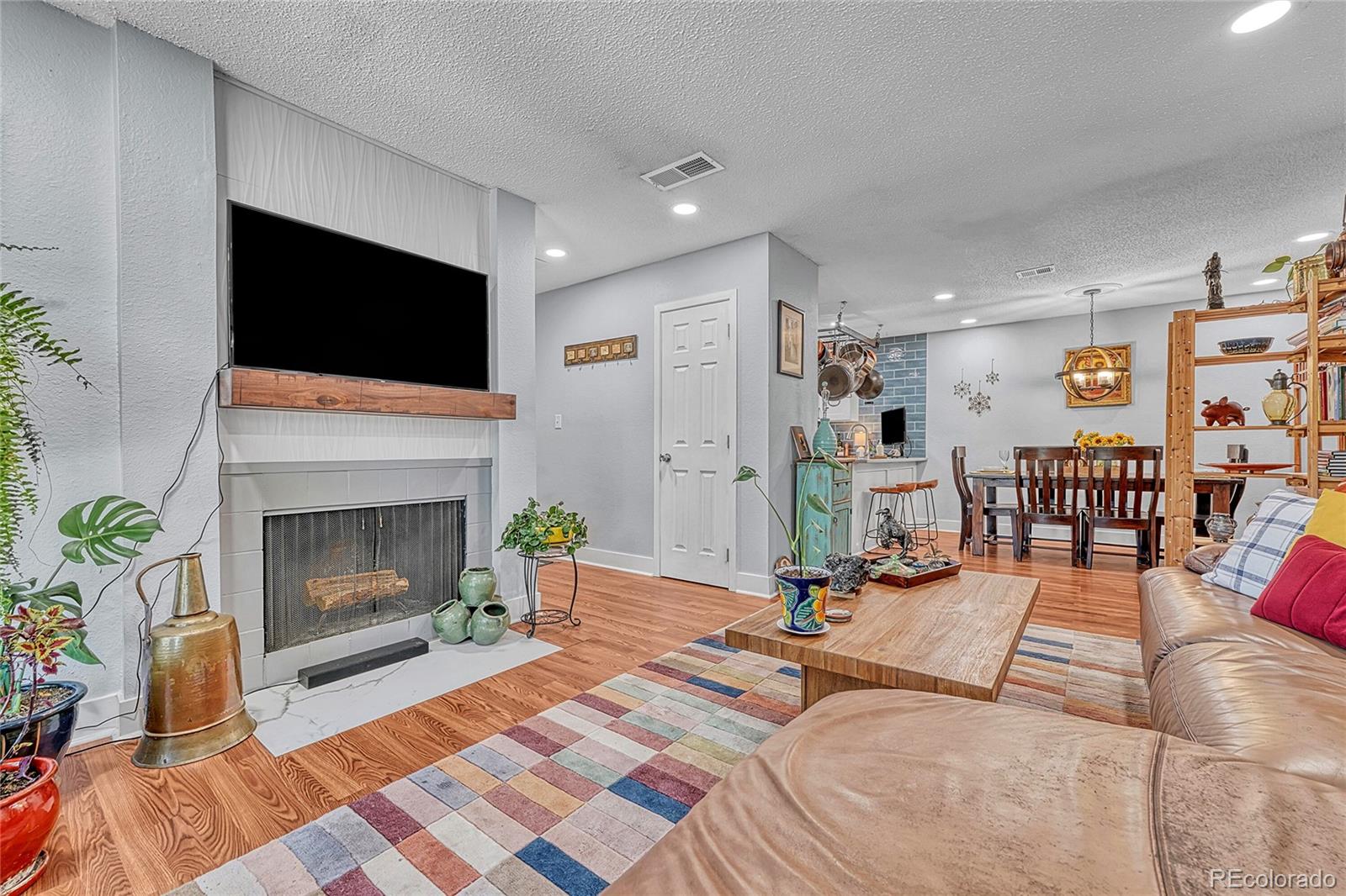 2220 E Geddes Avenue F