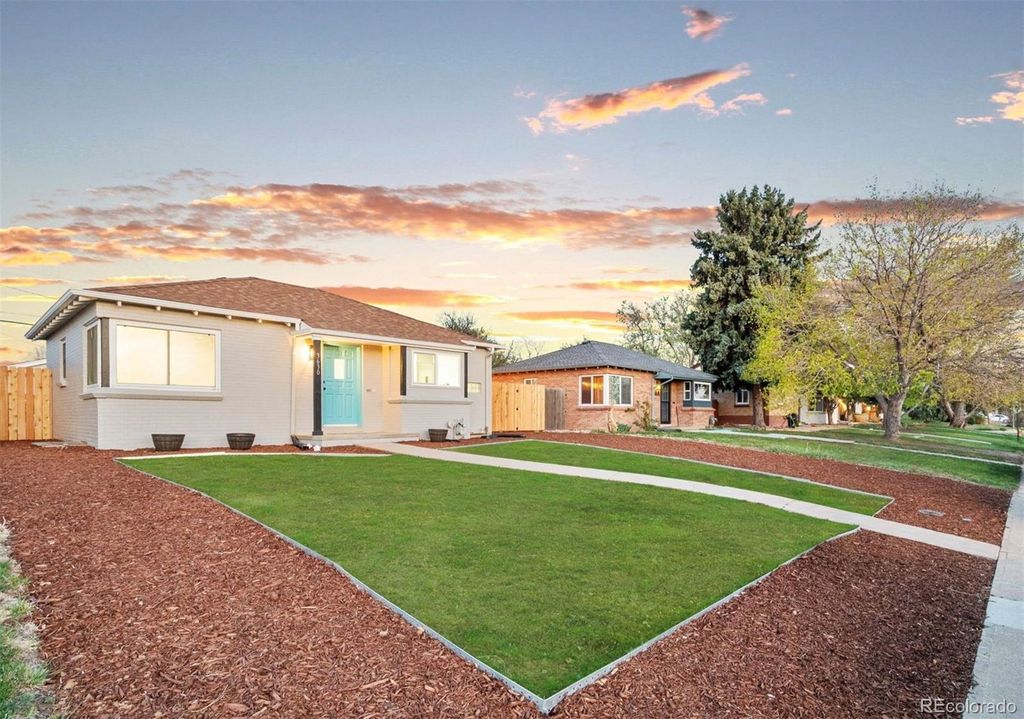 Photo of 3630 Magnolia Street, Denver, CO 80207 (MLS # 2495447)