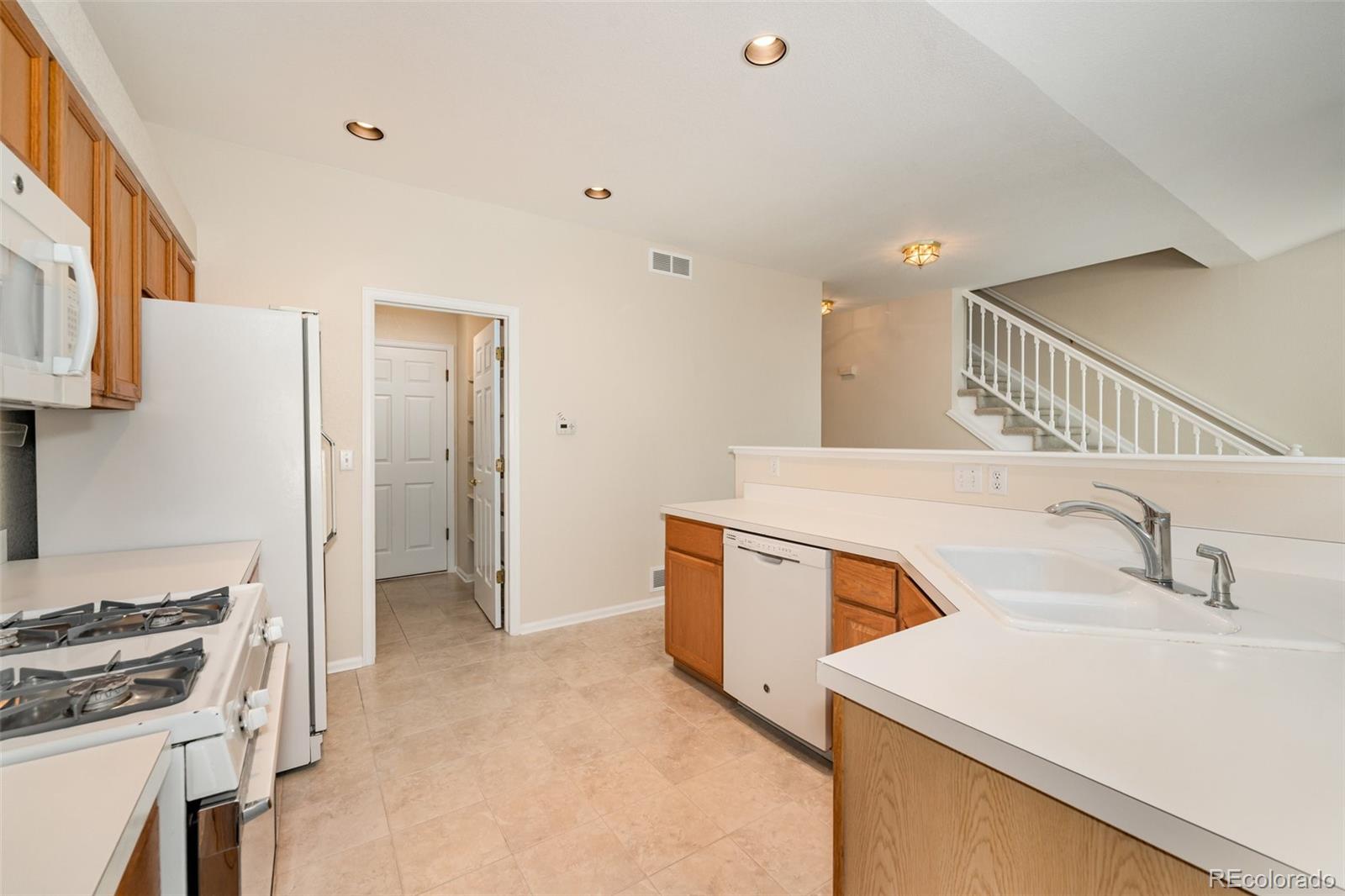 7709 S Monaco Circle, Centennial, CO, 80112 2 7709 S Monaco Circle