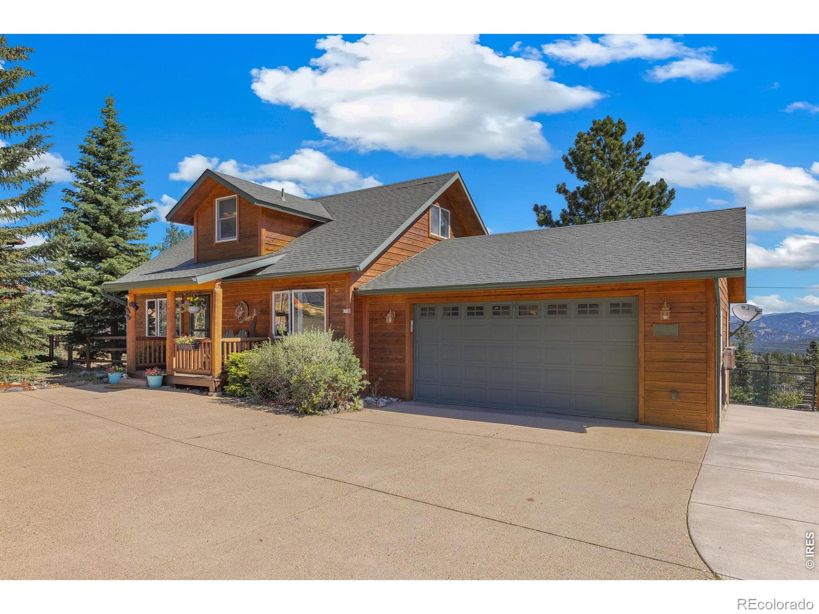 715 Ponderosa Lane