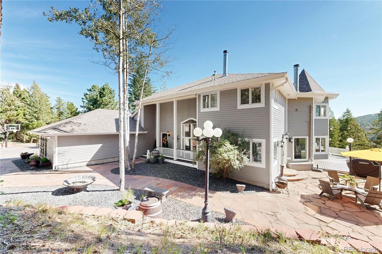 7692 Surrey Drive