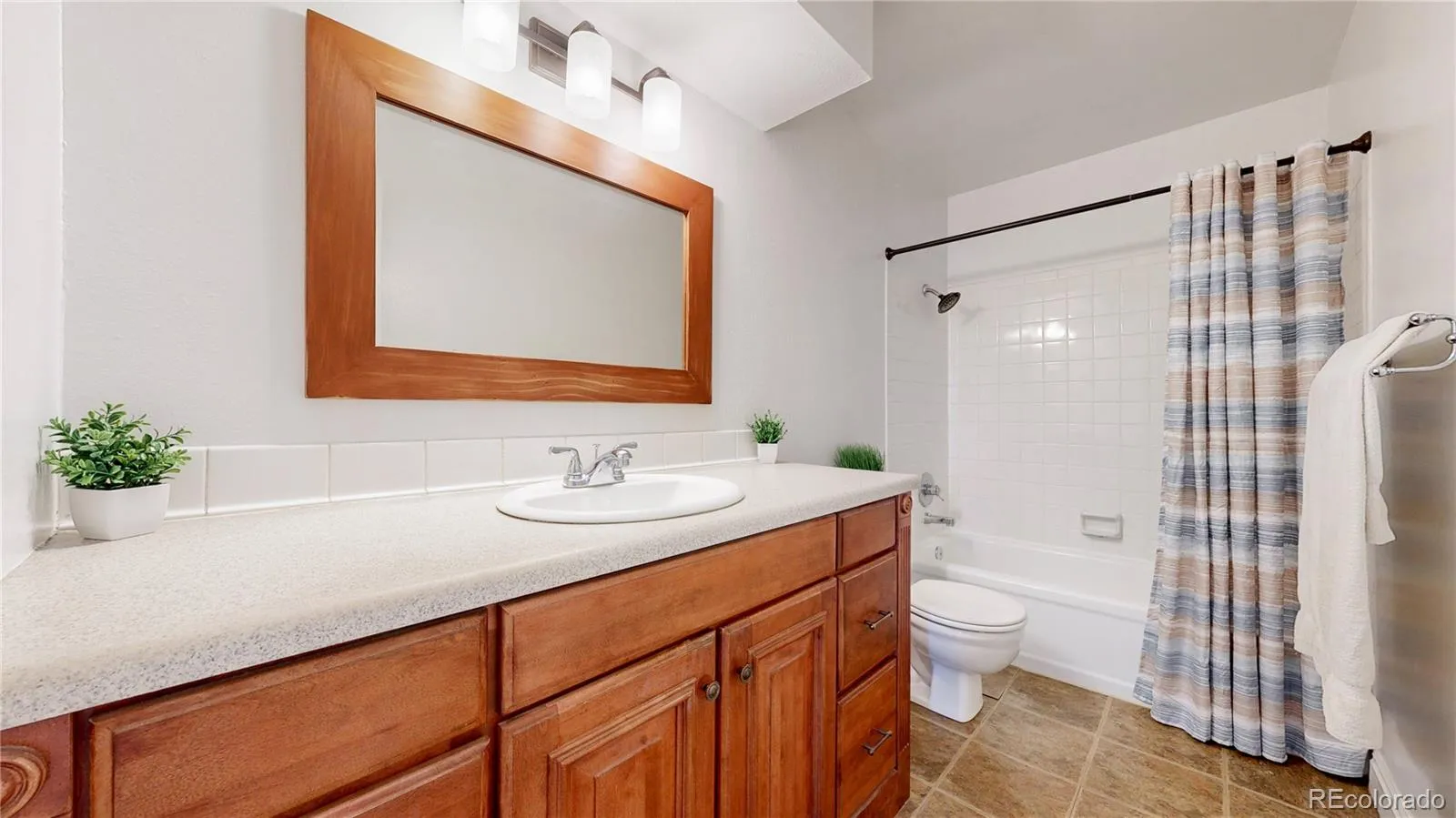 Westminster, Colorado 80234, United States, 2 Bedrooms Bedrooms, ,1 BathroomBathrooms,Residential,Active,128650