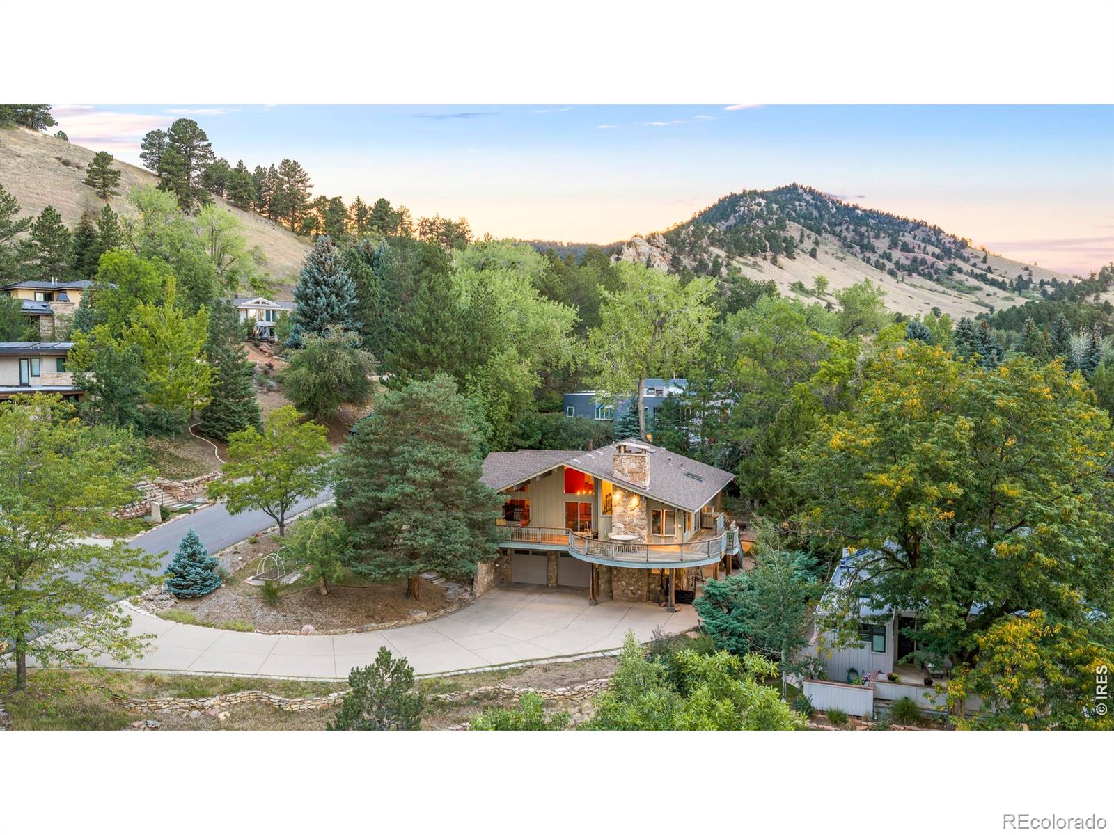 2176 Knollwood Drive