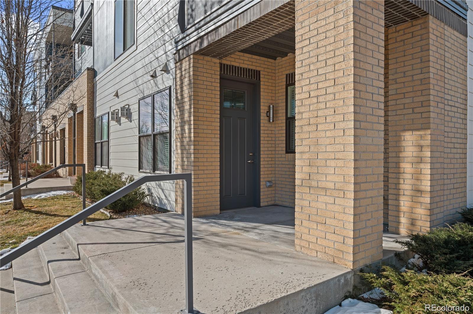 336 E 1st Avenue 110