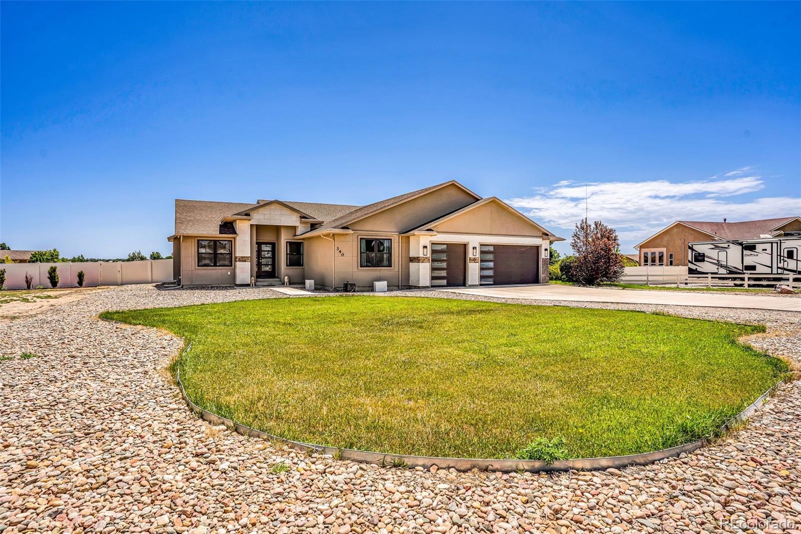 340 S Avenida Del Oro E