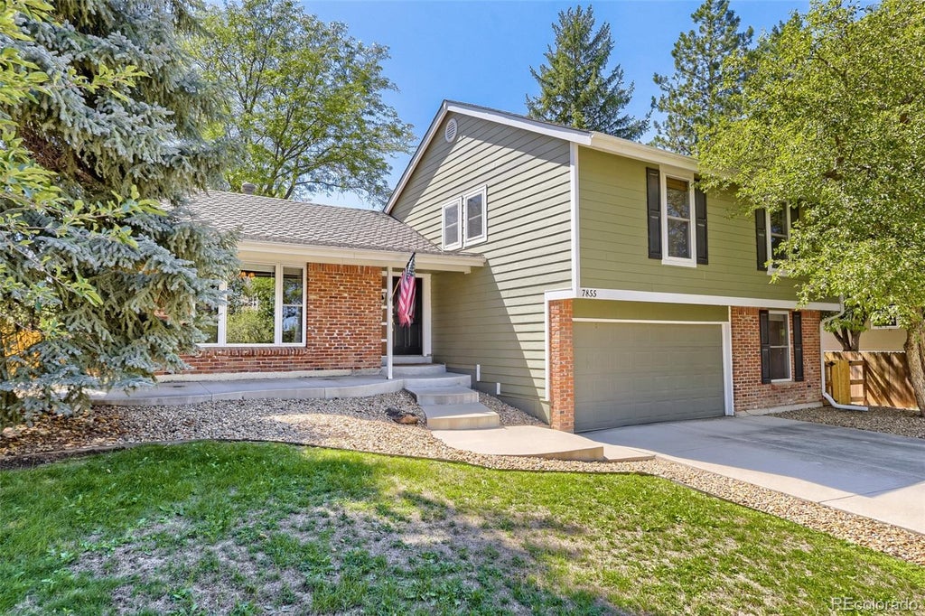 Photo of 7855 S Wabash Court, Centennial, CO 80112 (MLS # 4702251)