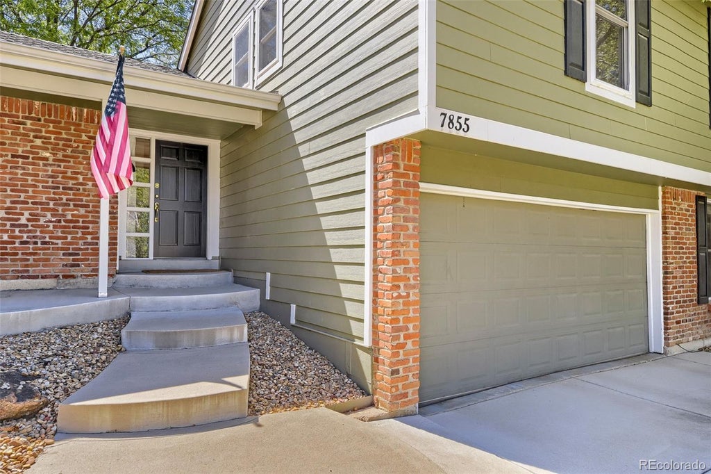 Photo of 7855 S Wabash Court, Centennial, CO 80112 (MLS # 4702251)