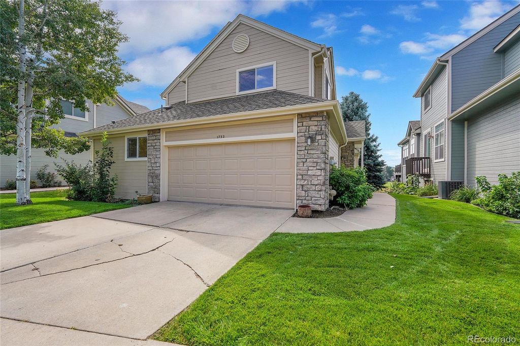 Photo of 1732 Peregrine Lane, Broomfield, CO 80020 (MLS # 9220909)
