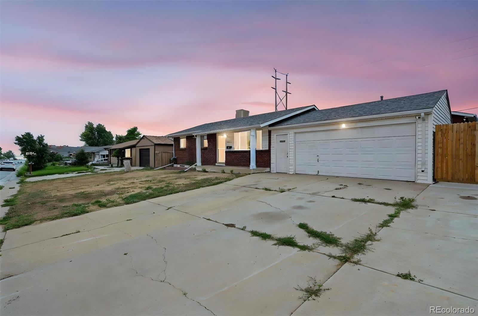 7977 Granada Road, Denver, CO, 80221 2 7977 Granada Road