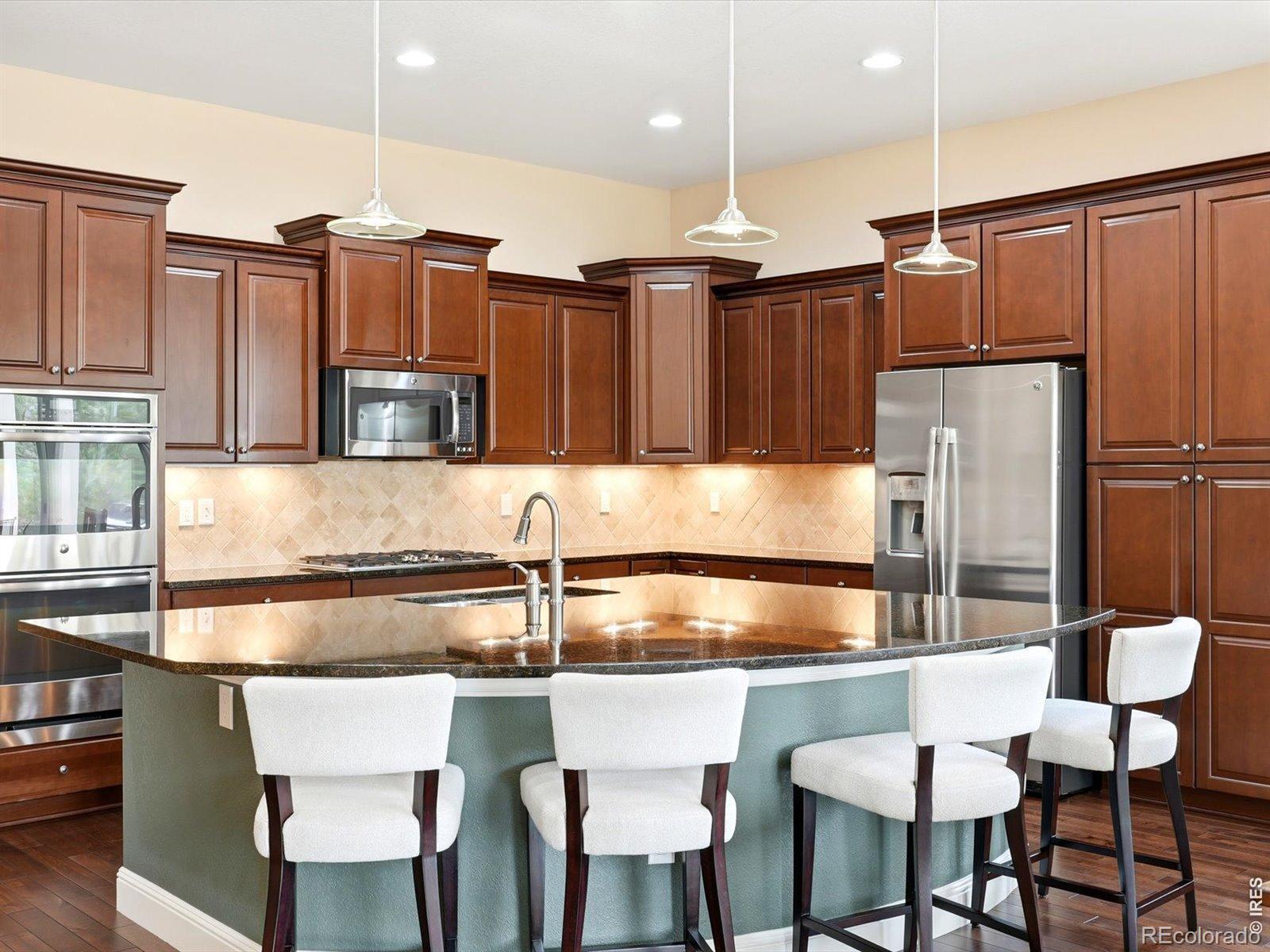 15900 W 83rd Place