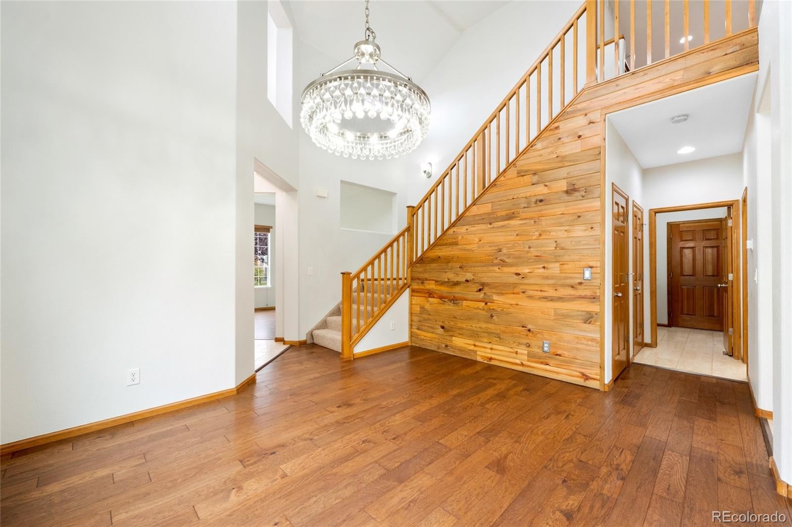 1792 Crestview Lane