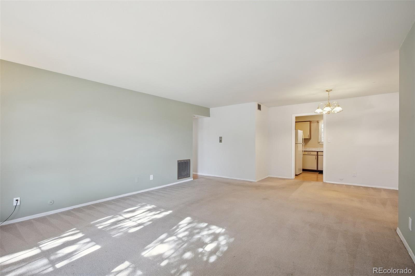 2902 Airport Road 207, Colorado Springs, CO, 80910 1 2902 Airport Road 207