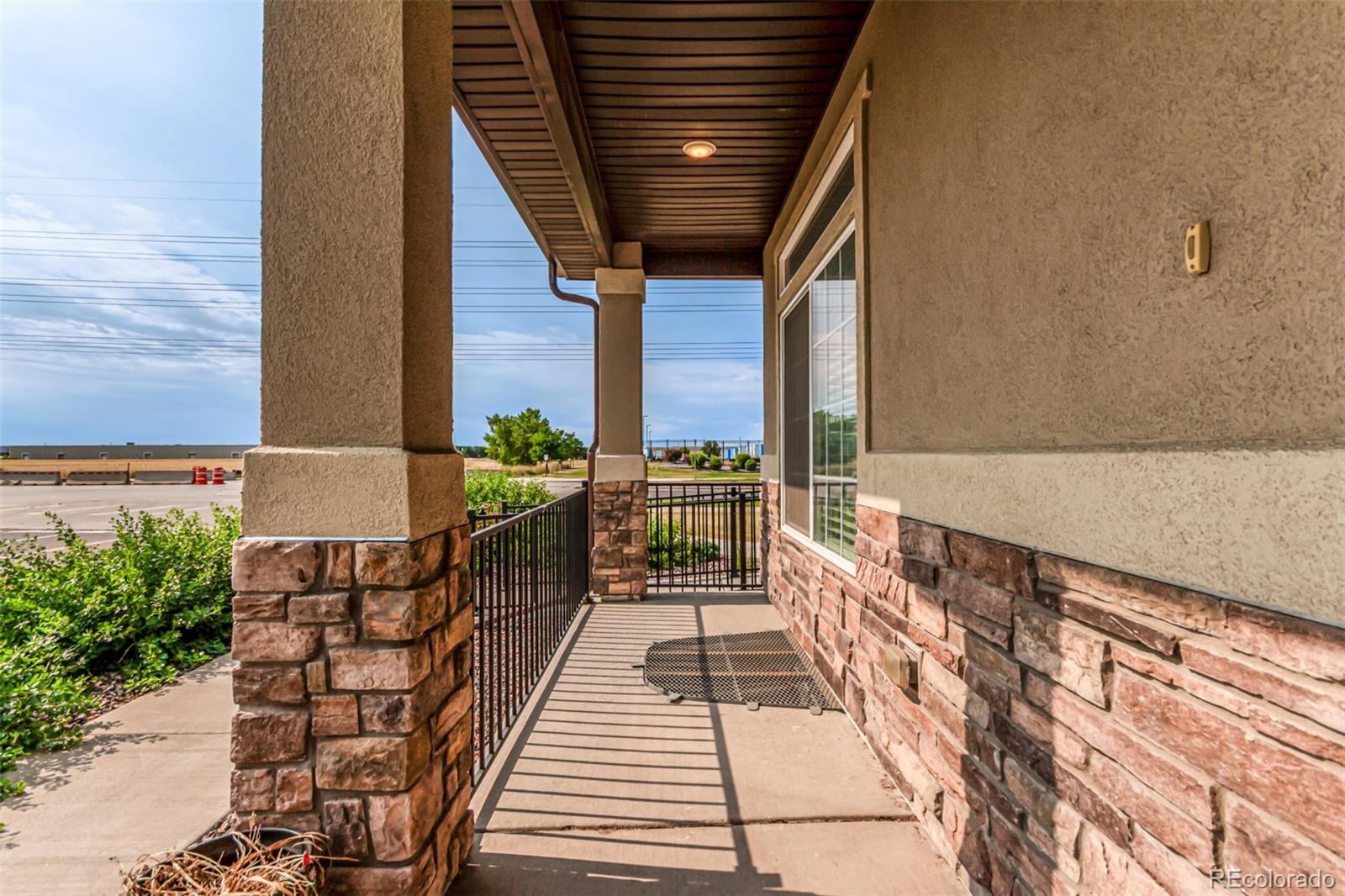 3805 N Himalaya Road 1