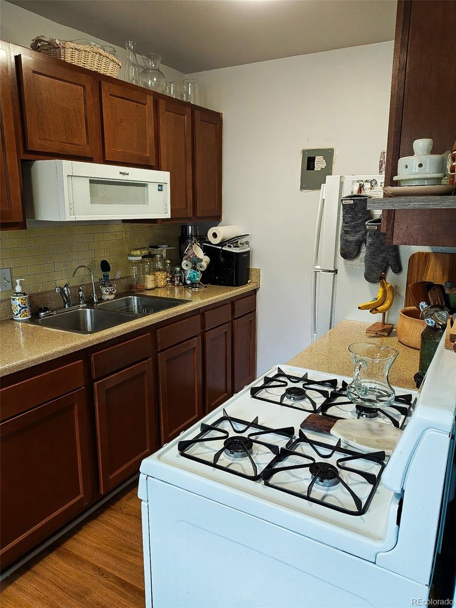 525 Jackson Street 207