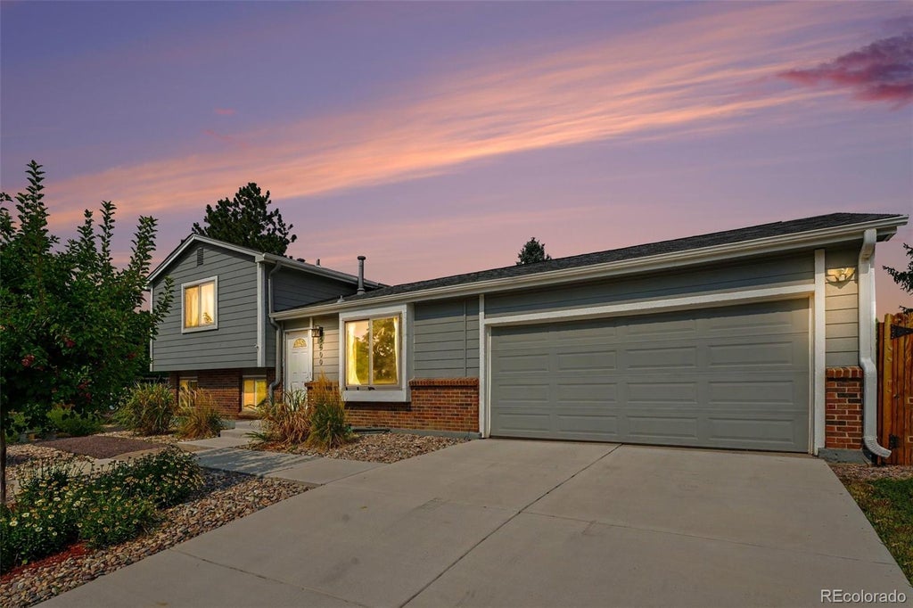 Photo of 5600 S Queen Street, Littleton, CO 80127 (MLS # 3381597)