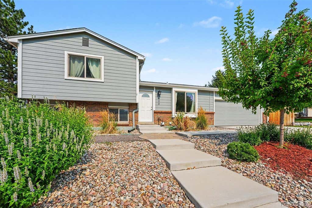 Photo of 5600 S Queen Street, Littleton, CO 80127 (MLS # 3381597)