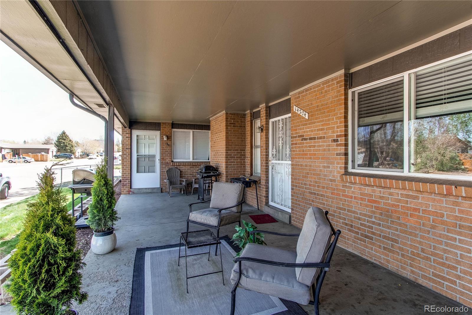 2350 S Linden Court