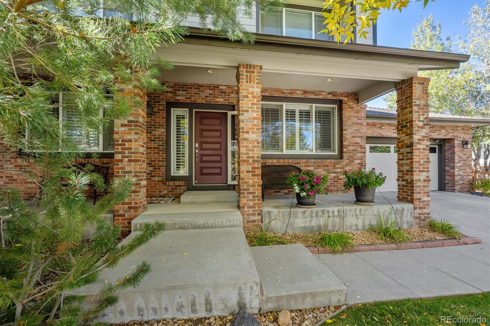 4614 Red Deer Trail