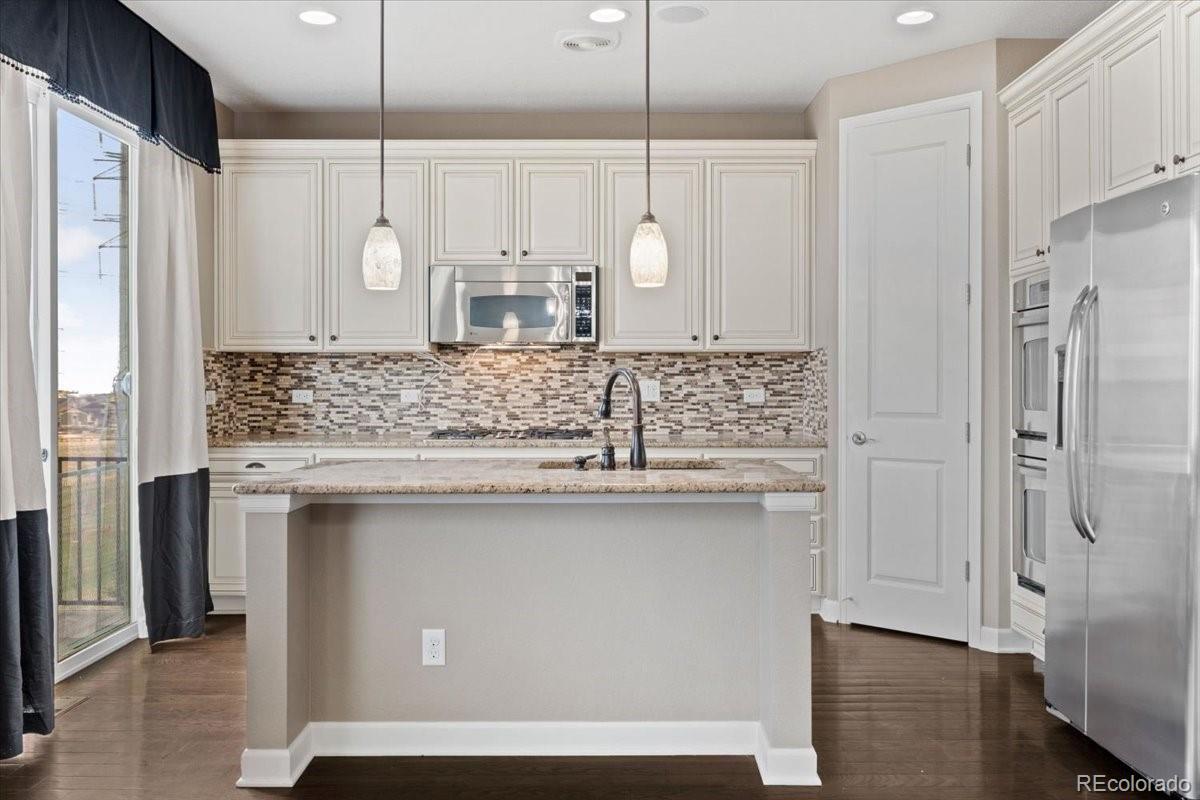 6031 S Irvington Court, Aurora, CO, 80016 4 6031 S Irvington Court