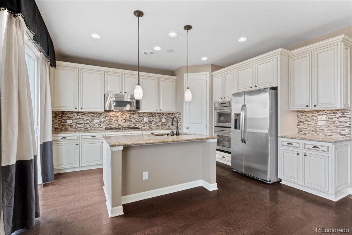 6031 S Irvington Court, Aurora, CO, 80016 3 6031 S Irvington Court