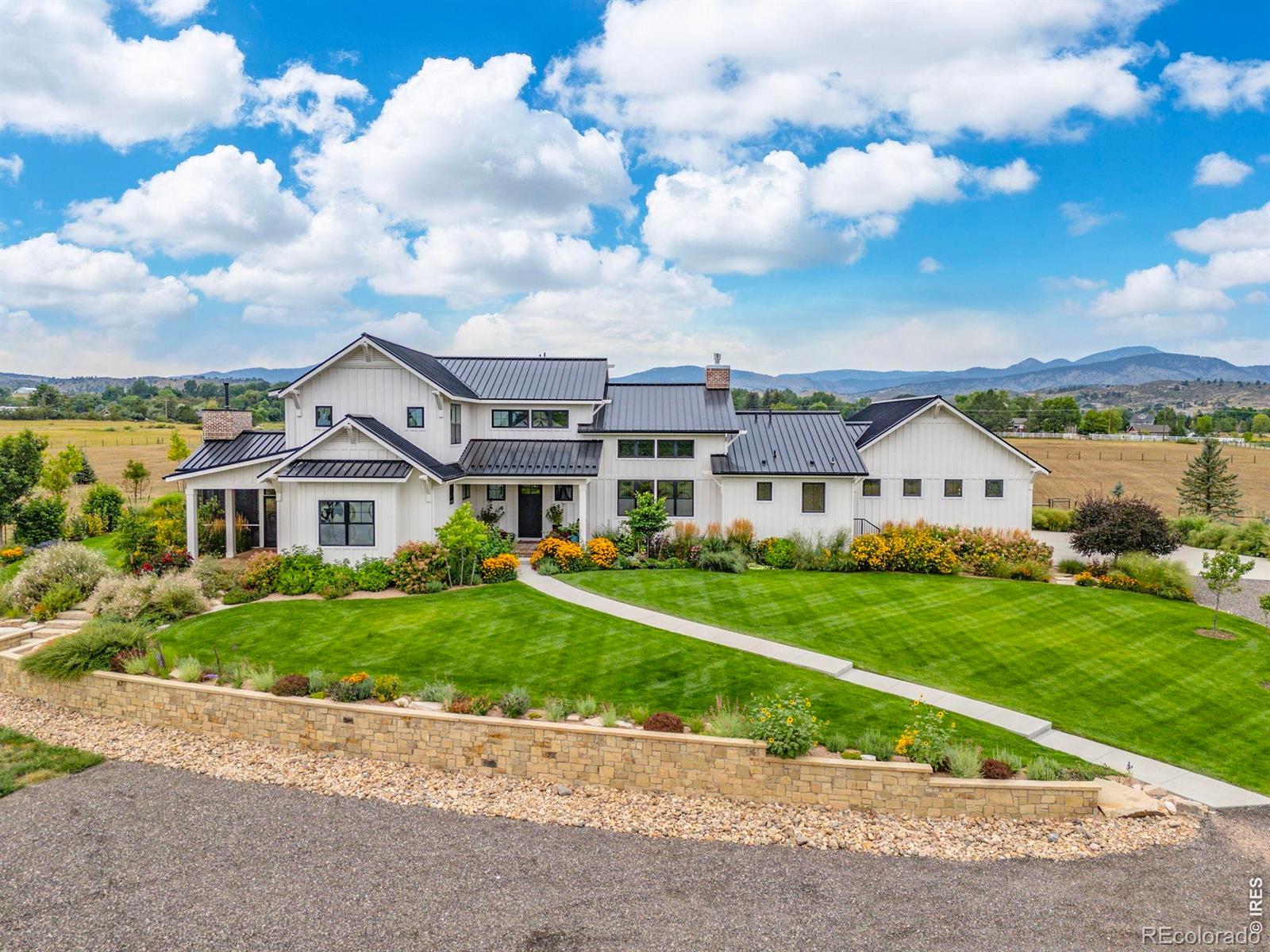 5794 Jackdaw Drive