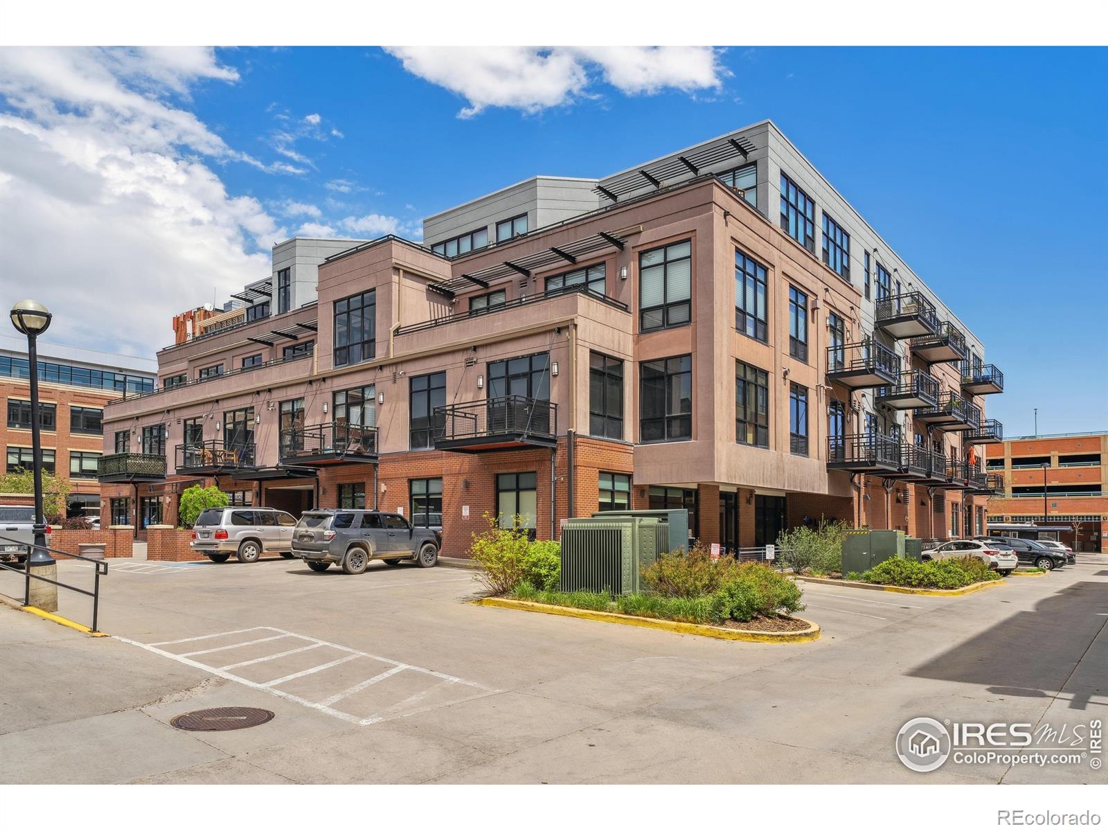 1360 Walnut Street 211