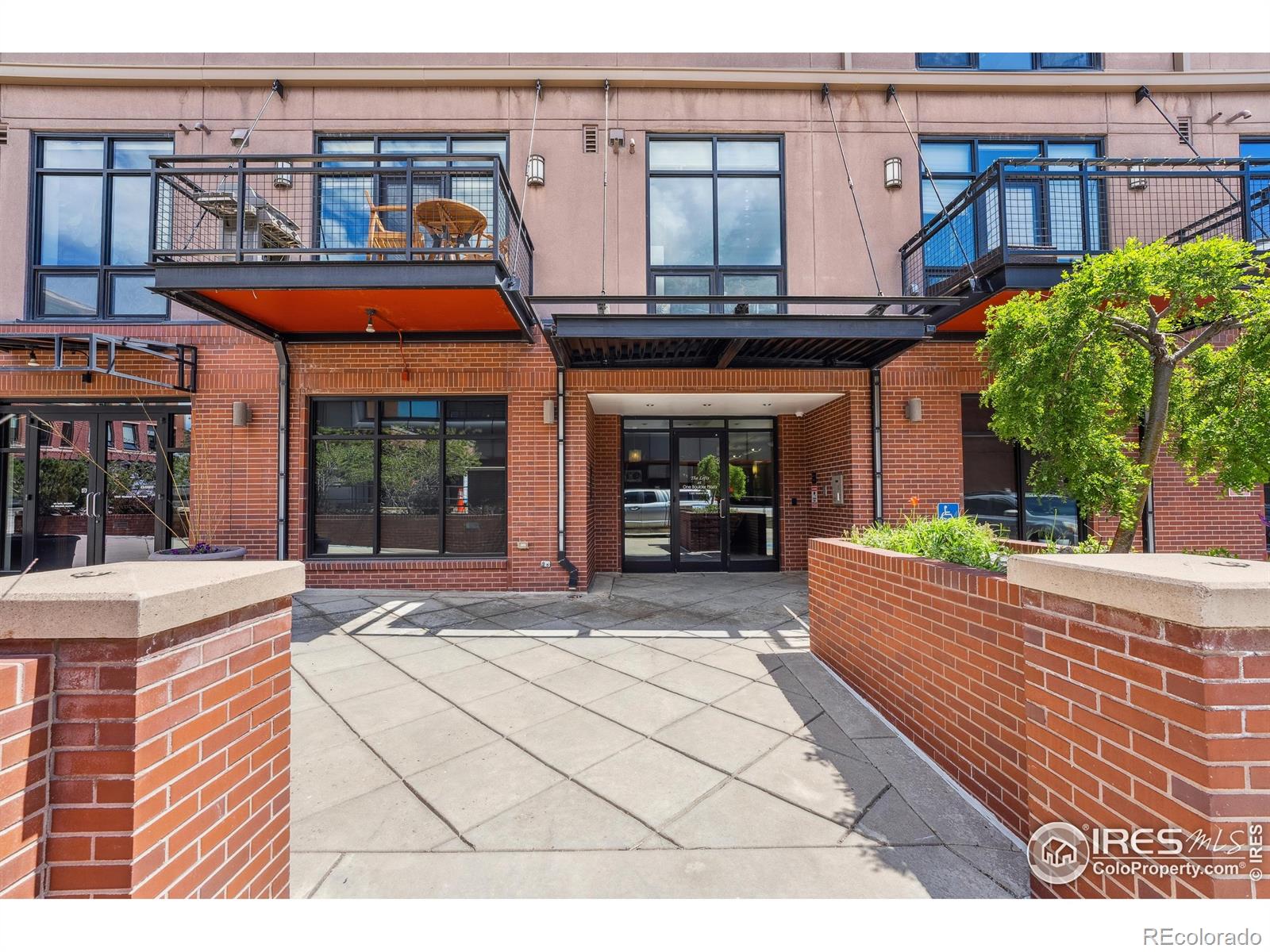1360 Walnut Street 211, Boulder, CO, 80302 4 1360 Walnut Street 211