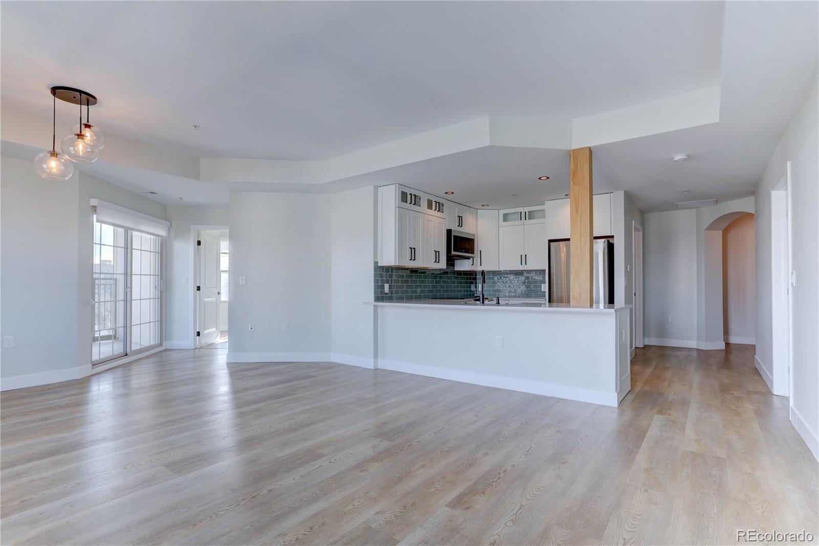 975 N Lincoln Street 9I