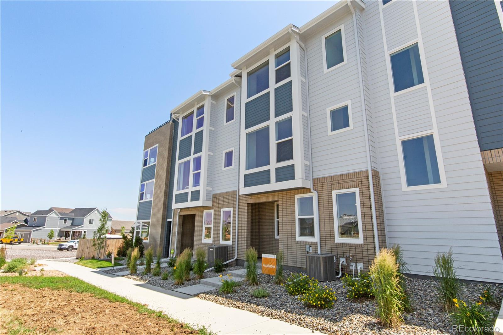 14223 Currant Street