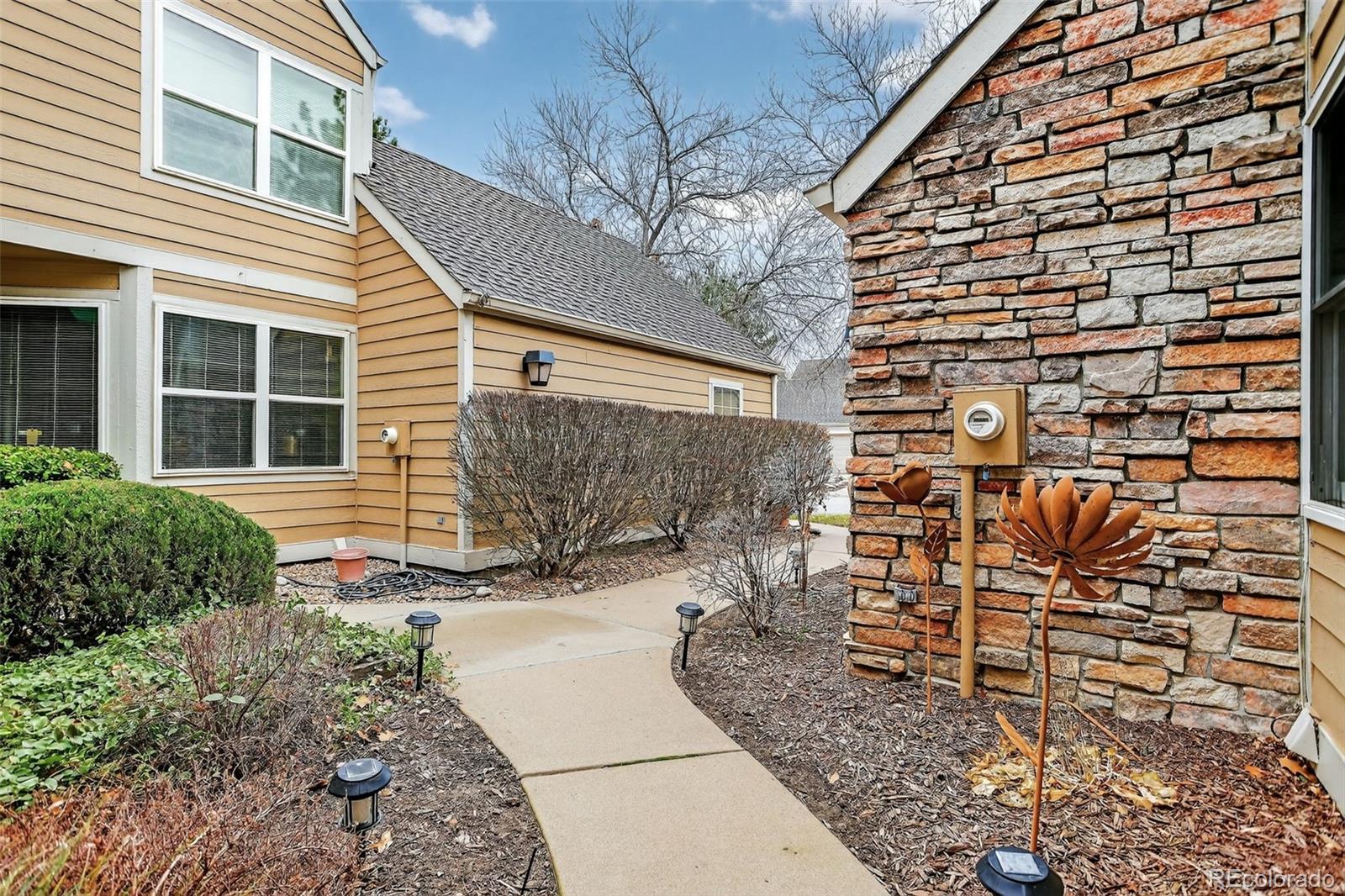 10000 E Yale Avenue 41